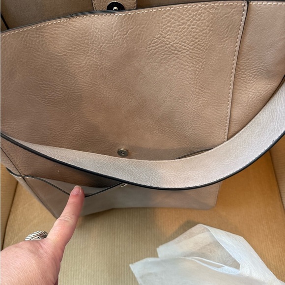 NWT K. Carroll Vegan Shoulder Bag in Grey with Silver Hardware - Picture 6 of 10